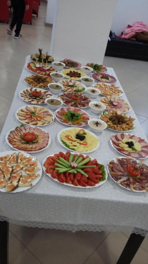 Pensiunea Poiana Soarelui Brates Luaran gambar